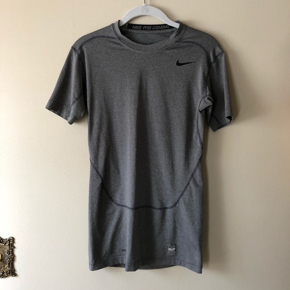 Nike Other - Nike • men’s gray compression tee
